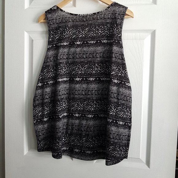 Faded Glory Multi Patterned Sleeveless Top - Picture 5 of 7